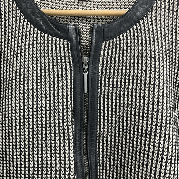 Barely worn gorgeous Nanette Lapore short cardigann/ jacket size Large - Picture 3 of 4